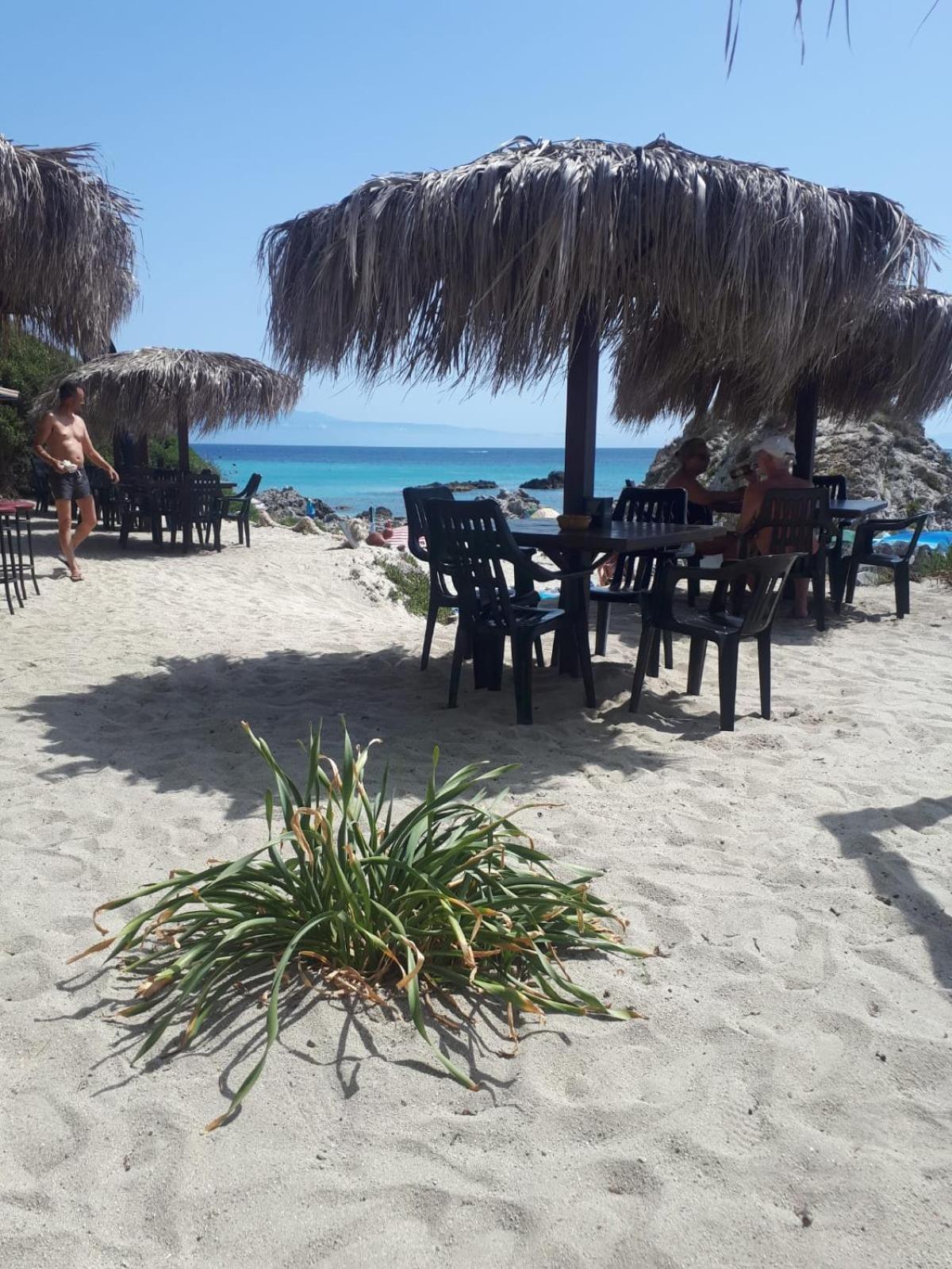 A Turri Hotel Capo Vaticano Luaran gambar
