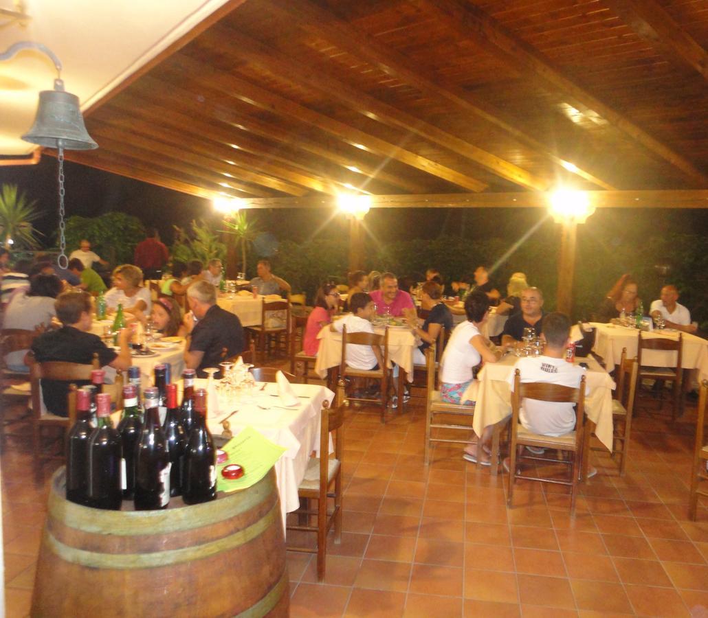 A Turri Hotel Capo Vaticano Luaran gambar